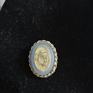 Elegant Gold and Blue Cameo Brooch